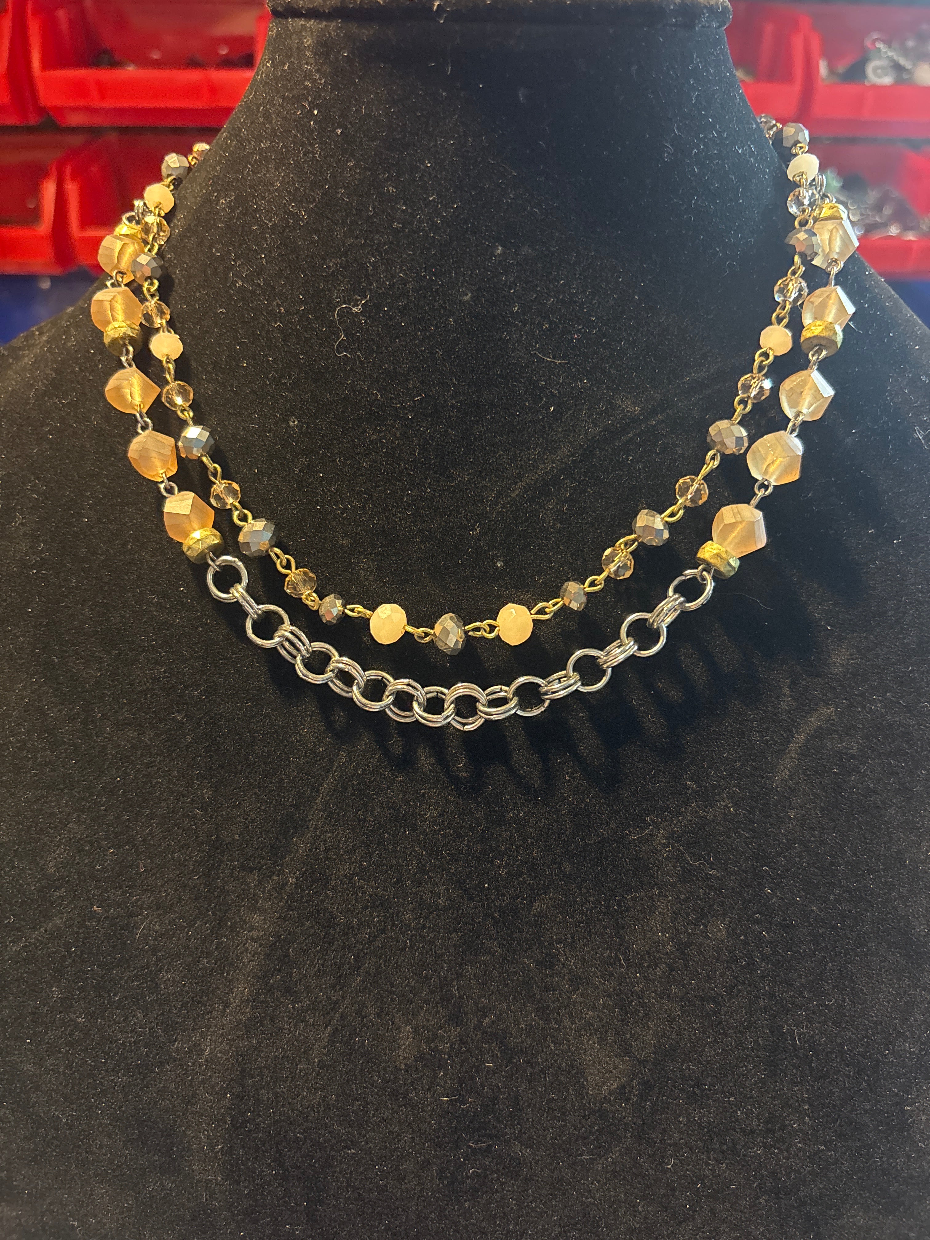 Silver tone necklace
