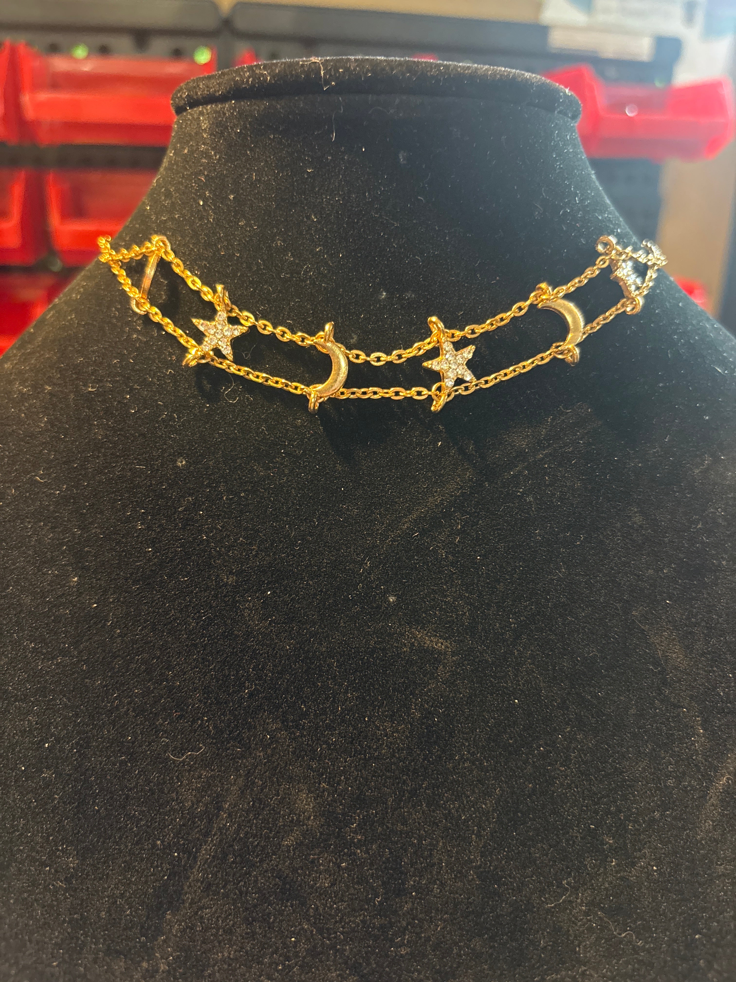 Gold choker
